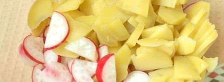 картофельный салат с редисом. Шаг 2