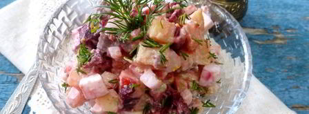 картофельный салат с соленой сельдью и свеклой. Шаг 7