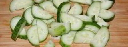 салат из картофеля и огурцов. Шаг 4