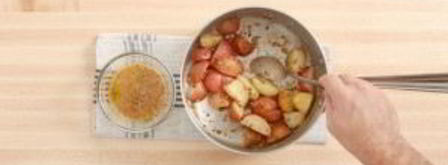 салат из картофеля и яиц. Шаг 4