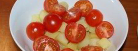 салат из картофеля с помидорами по-деревенски. Шаг 7