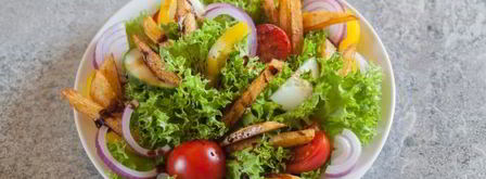 салат с жареной картошкой соломкой. Шаг 9