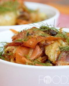 Теплый салат с картофелем