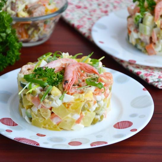 Рецепт оливье с креветками