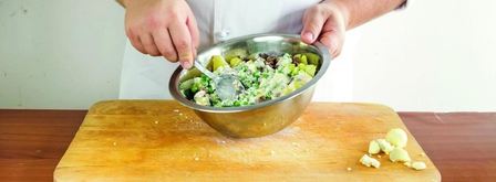 оливье с языком. Шаг 6