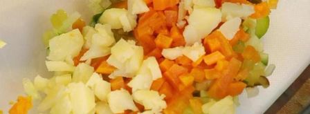 праздничный салат оливье. Шаг 3