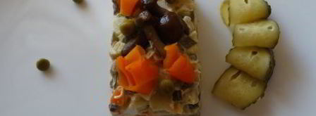 салат оливье с грибами. Шаг 4