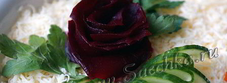 салат из индейки с сыром и соленом огурцом. Шаг 8