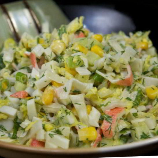 Рецепт салата из крабовых палочек и кукурузы