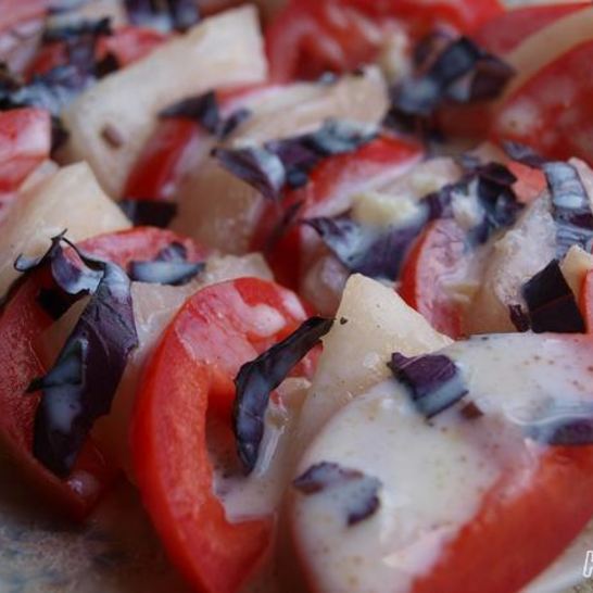 Рецепт салата из помидоров с дыней