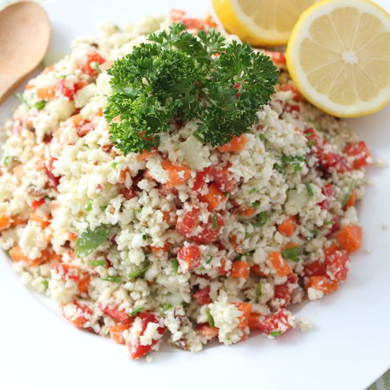 Рецепт салата из сырой цветной капусты