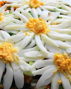 Салат Ромашковое поле