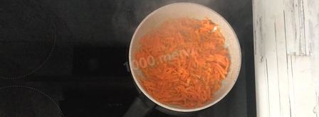 салат с белыми грибами и курицей. Шаг 3