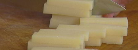 салат с грибами, сыром и бужениной. Шаг 5