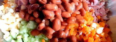 салат с копченой курицей и фасолью. Шаг 12