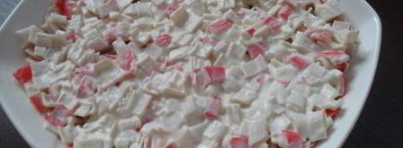 салат с крабовыми палочками, яблоком и сыром. Шаг 7