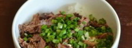 салат с рыбными консервами и рисом. Шаг 4