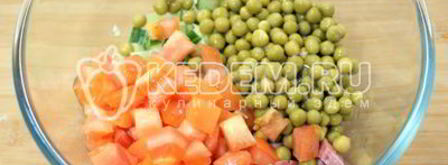 салат с сухариками праздничный. Шаг 2