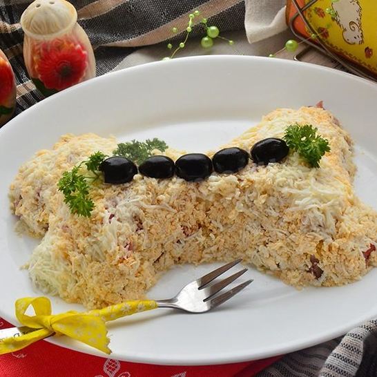 Рецепт салата с вареной свининой