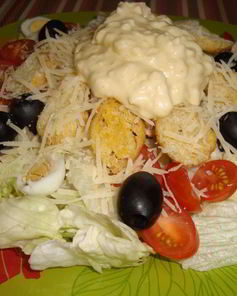 Салат Цезарь домашний