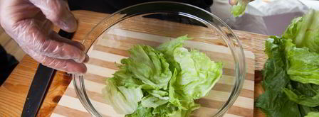 салат цезарь с курицей. Шаг 6