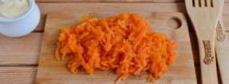 слоеный салат пчелкин. Шаг 5