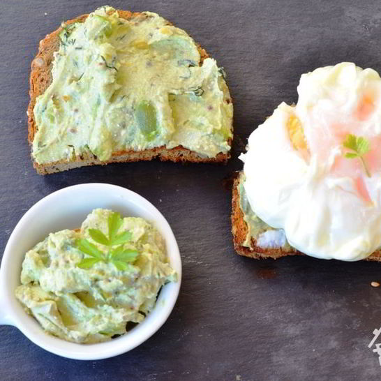 Рецепт творожно-авокадового соус