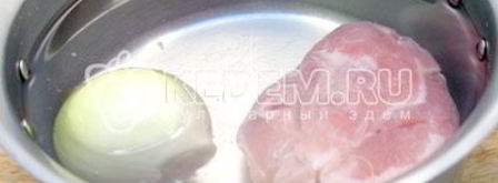 зеленый борщ с щавелем и черемшой. Шаг 2