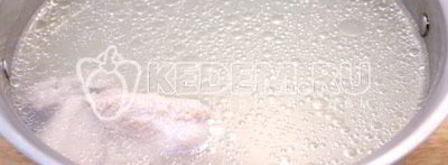 зеленый борщ с щавелем и черемшой. Шаг 3