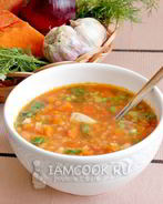 Чечевичный суп с курицей и помидорами