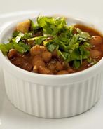 Чили кон карне по-петербургски