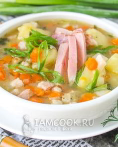 Гороховый суп с копченой грудинкой