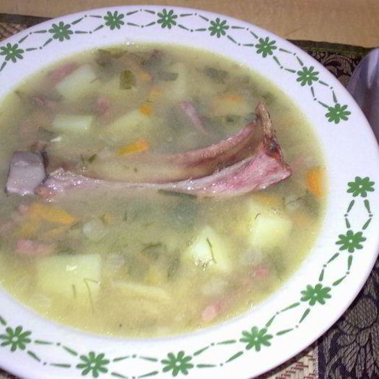 Рецепт вкуса детства — горохового супа с копченостями