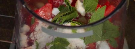 клубничный суп с кнелями из сыра маскарпоне. Шаг 5