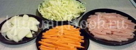 куриный суп с лапшой, имитирующий японскую кухню. Шаг 2