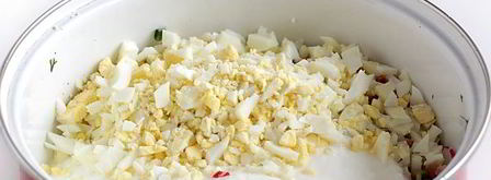 окрошка на кефире с копченой курицей без картошки. Шаг 6