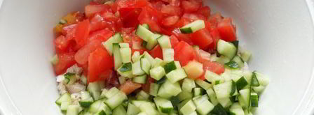 окрошка с курицей и помидорами. Шаг 2