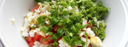 окрошка с курицей и помидорами. Шаг 3