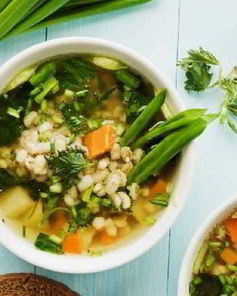 Густой овощной суп с цельнозерновым ячменем