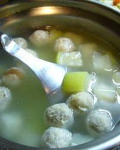 Овощной суп с мясными фрикадельками