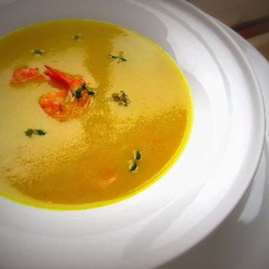 Рецепт пряного, имбирного крема-супа из картофеля с креветками