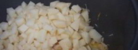 щи из кислой капусты в мультиварке. Шаг 4