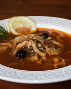 Грибная солянка в мультиварке