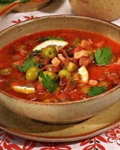 Мясная солянка в мультиварке