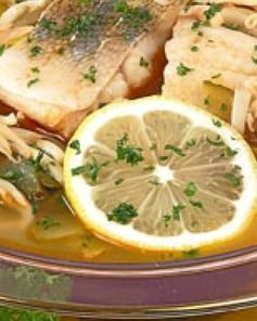 Солянка из кальмаров и рыбы