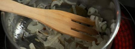 солянка мясная с каперсами. Шаг 3