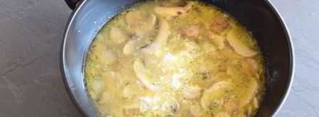 чешский чесночный суп-пюре в хлебе. Шаг 15