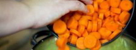 морковный суп-пюре со сливками. Шаг 3