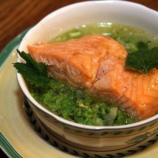 Рецепт семги с супом-пюре из зеленого горошка