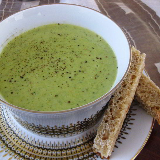 Рецепт супа-пюре из брокколи с курицей